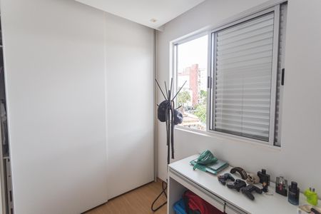 Apartamento à venda com 146m², 3 quartos e 4 vagas Apartamento à venda com 146m², 3 quartos e 4 vagasQuarto 1