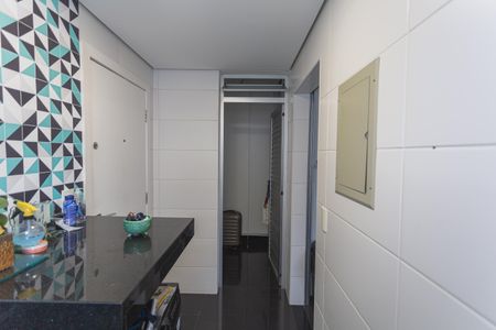 Apartamento à venda com 146m², 3 quartos e 4 vagas Apartamento à venda com 146m², 3 quartos e 4 vagasÁrea de Serviço