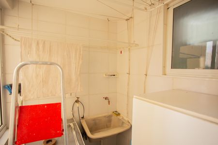 Apartamento para alugar com 64m², 1 quarto e sem vagaÁREA DE SERVIÇO