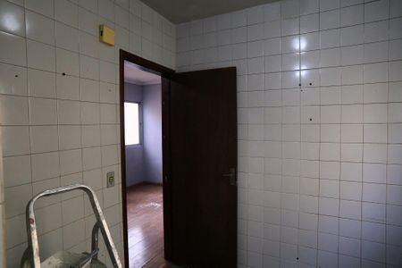 Apartamento à venda com 57m², 3 quartos e sem vagaCozinha e Área de Serviço