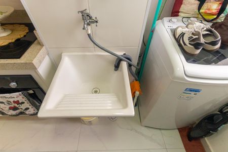 Apartamento à venda com 44m², 2 quartos e 1 vagaCozinha e Área de Serviço