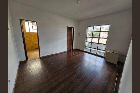 Casa para alugar com 2 quartos, 110m² em Floramar, Belo Horizonte