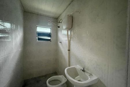 Banheiro de apartamento para alugar com 1 quarto, 40m² em Parque Lafaiete, Duque de Caxias