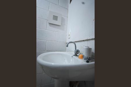 Casa de condomínio à venda com 320m², 4 quartos e 2 vagas Casa de condomínio à venda com 320m², 4 quartos e 2 vagasBanheiro da Suíte 3