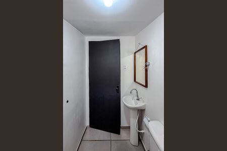 Banheiro de kitnet/studio para alugar com 1 quarto, 20m² em Liberdade, São Paulo