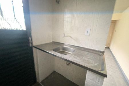 Cozinha de apartamento para alugar com 1 quarto, 41m² em Parque Lafaiete, Duque de Caxias