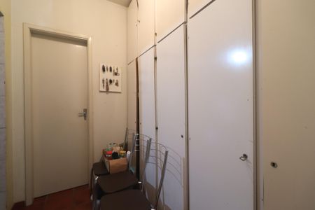 Casa à venda com 182m², 4 quartos e 2 vagasdispensa