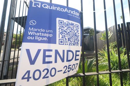 Casa à venda com 182m², 4 quartos e 2 vagasqr code