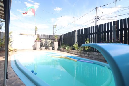 Casa à venda com 182m², 4 quartos e 2 vagasÁrea comum - Piscina