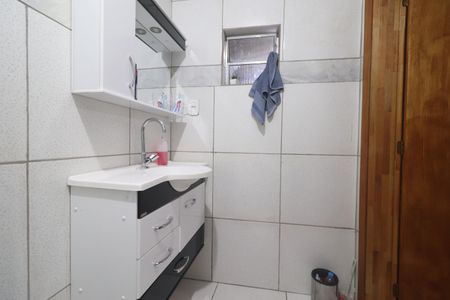 Casa à venda com 182m², 4 quartos e 2 vagasBanheiro
