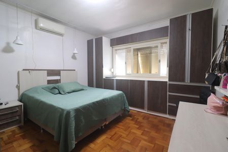 Casa à venda com 182m², 4 quartos e 2 vagasQuarto 1 
