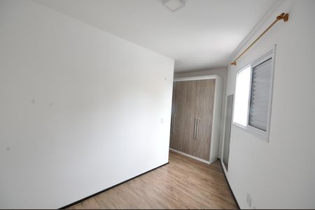 Quarto 1 de apartamento para alugar com 2 quartos, 48m² em Vila Mazzei, São Paulo