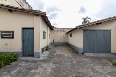 Casa para alugar com 110m², 2 quartos e 4 vagasQuintal