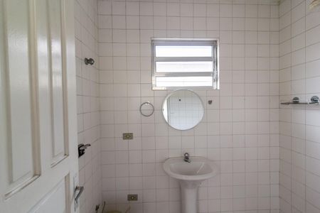 Casa para alugar com 110m², 2 quartos e 4 vagasBanheiro de Serviço