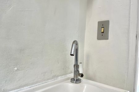 Apartamento para alugar com 38m², 1 quarto e sem vagaBanheiro