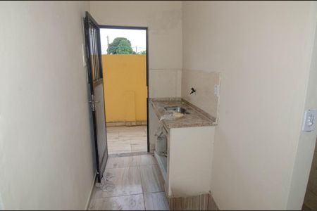 Cozinha de apartamento para alugar com 2 quartos, 101m² em Vila Urussai, Duque de Caxias