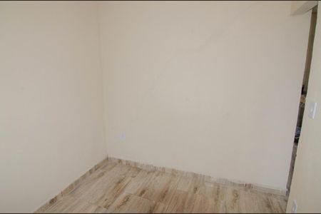 Quarto de apartamento para alugar com 2 quartos, 101m² em Vila Urussai, Duque de Caxias