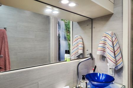 Apartamento para alugar com 70m², 2 quartos e 1 vaga Apartamento para alugar com 70m², 2 quartos e 1 vagaBanheiro Social