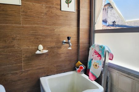 Apartamento para alugar com 70m², 2 quartos e 1 vaga Apartamento para alugar com 70m², 2 quartos e 1 vagaÁrea de Serviço