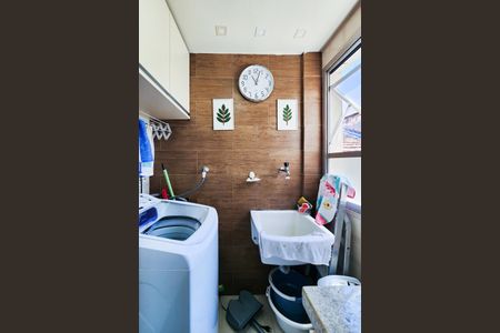 Apartamento para alugar com 70m², 2 quartos e 1 vaga Apartamento para alugar com 70m², 2 quartos e 1 vagaÁrea de Serviço