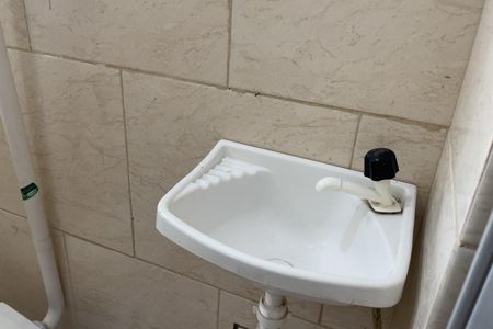 Banheiro de apartamento para alugar com 2 quartos, 101m² em Vila Urussai, Duque de Caxias