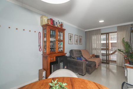 Sala de apartamento para alugar com 3 quartos, 84m² em Passo D’areia, Porto Alegre