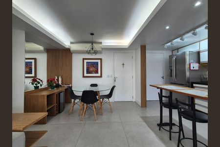 Sala  de apartamento à venda com 3 quartos, 115m² em Recreio dos Bandeirantes, Rio de Janeiro