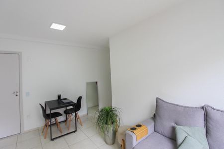 Sala de apartamento à venda com 1 quarto, 38m² em Jardim Guanabara, Belo Horizonte
