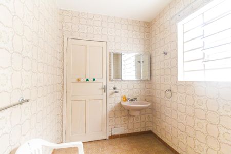 Casa à venda com 300m², 3 quartos e 1 vaga Casa à venda com 300m², 3 quartos e 1 vagaBanheiro