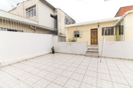 Casa à venda com 300m², 3 quartos e 1 vaga Casa à venda com 300m², 3 quartos e 1 vagaQuintal