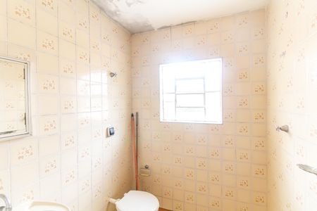 Casa à venda com 300m², 3 quartos e 1 vaga Casa à venda com 300m², 3 quartos e 1 vagaBanheiro 2