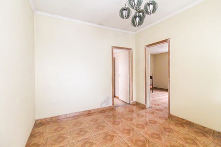 Casa à venda com 300m², 3 quartos e 1 vaga Casa à venda com 300m², 3 quartos e 1 vagaSala