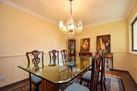 Apartamento para alugar com 280m², 4 quartos e 3 vagas Apartamento para alugar com 280m², 4 quartos e 3 vagasSala de jantar
