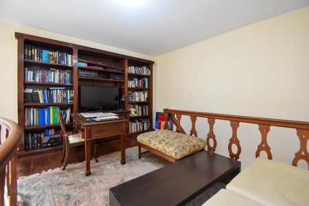 Apartamento para alugar com 280m², 4 quartos e 3 vagas Apartamento para alugar com 280m², 4 quartos e 3 vagasSala de estar 2