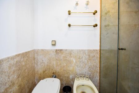 Apartamento para alugar com 280m², 4 quartos e 3 vagas Apartamento para alugar com 280m², 4 quartos e 3 vagasbanheiro suite 4