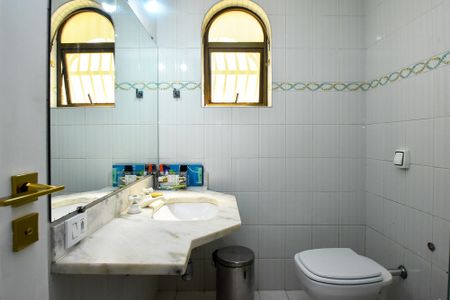 Apartamento para alugar com 280m², 4 quartos e 3 vagas Apartamento para alugar com 280m², 4 quartos e 3 vagasbanheiro suite 3