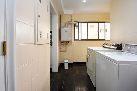 Apartamento para alugar com 280m², 4 quartos e 3 vagas Apartamento para alugar com 280m², 4 quartos e 3 vagaslavanderia