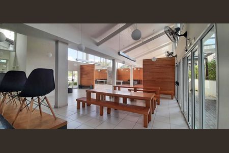 Apartamento à venda com 78m², 3 quartos e 1 vagaÁrea comum - Salão de festas