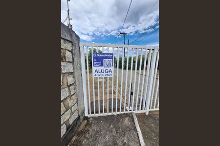 Casa para alugar com 54m², 2 quartos e 2 vagasFachada