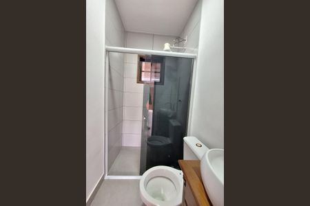 Casa para alugar com 54m², 2 quartos e 2 vagasBanheiro