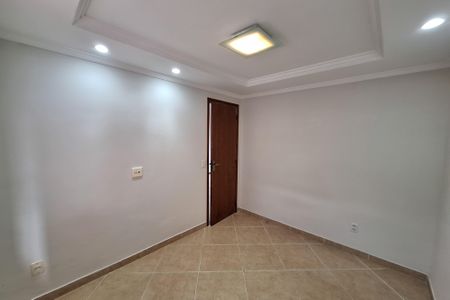 Casa para alugar com 54m², 2 quartos e 2 vagasQuarto