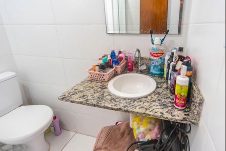 Apartamento à venda com 102m², 2 quartos e 2 vagasBanheiro do Quarto 1