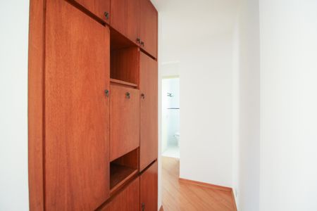 Corredor de apartamento à venda com 2 quartos, 49m² em Moema, São Paulo