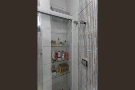 Apartamento à venda com 76m², 3 quartos e 2 vagas Apartamento à venda com 76m², 3 quartos e 2 vagasBanheiro
