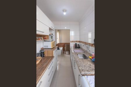 Apartamento à venda com 76m², 3 quartos e 2 vagas Apartamento à venda com 76m², 3 quartos e 2 vagasCozinha