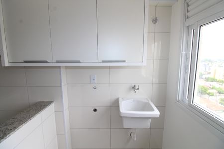 Apartamento para alugar com 67m², 2 quartos e 1 vagaÁrea de Serviço