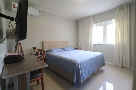 Casa à venda com 119m², 3 quartos e 2 vagasQuarto 01