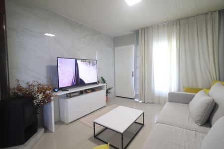 Casa à venda com 119m², 3 quartos e 2 vagasSala