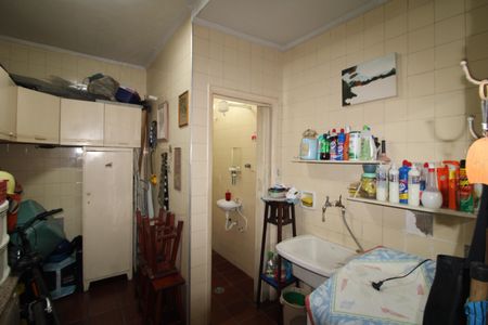 Casa à venda com 94m², 3 quartos e 2 vagasÁrea de Serviço