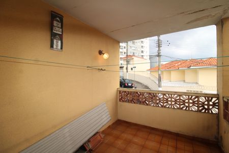 Casa à venda com 94m², 3 quartos e 2 vagasQuarto 1 - Varanda